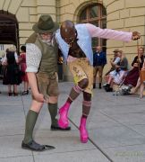 Feier zum 75. Jubiläum von Trachten Angermaier