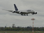 A380 - erste Landung auf Flughafen Muenchen nach Corona A380 - erste Landung auf Flughafen Muenchen nach Corona
