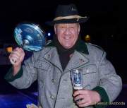 d180123-182247-600-100-angermaier_eisstock-wm