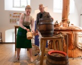 Anzapftraining der Bayerischen Bierkoenigin 2024