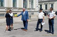 d200727-121928-700-100-bayerische_polizei-neue_radl-uniform