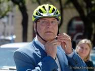 d200727-122152-900-100-bayerische_polizei-neue_radl-uniform