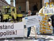 d200518-111645-315-100-milchpulverpyramide d200518-111645-315-100-milchpulverpyramide