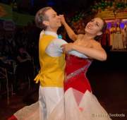 d190302-230632-340-100-carneval_in_rio-narrhalla_garde