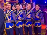 Circus Krone 2025 Weltpremiere von „Farbenspiel – Gold Edition“ im modernen Mega-Zelt