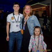 Circus Krone 2025 Weltpremiere von „Farbenspiel – Gold Edition“ im modernen Mega-Zelt