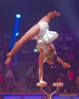 Circus Krone 2025 Weltpremiere von „Farbenspiel – Gold Edition“ im modernen Mega-Zelt