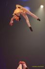 Circus Krone 2025 Weltpremiere von „Farbenspiel – Gold Edition“ im modernen Mega-Zelt