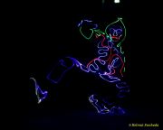 Circus Krone 2025 Weltpremiere von „Farbenspiel – Gold Edition“ im modernen Mega-Zelt