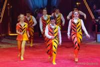 d191225-214449-360-100-circus_krone-hereinspaziert-manege_frei-premiere