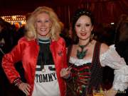 d190404-192112-680-100-circus_krone-mandana-premiere