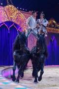 d190404-203842-840-100-circus_krone-mandana-premiere
