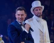 d190404-231642-520-100-circus_krone-mandana-premiere