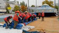 d171004-103525-160-100-roncalli-bahnankunft_u_zeltaufbau
