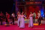 d191012-225237-030-100-roncalli-show