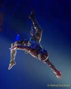 d200212-193919-190-100-cirque_du_soleil-totem