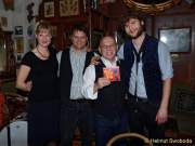 d160609-10455142-100-couplet-ag