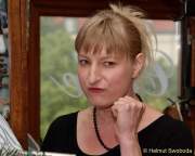 d160609-11281189-100-couplet-ag