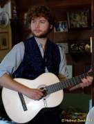 d160609-11354158-100-couplet-ag