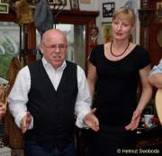 d160609-11523316-100-couplet-ag