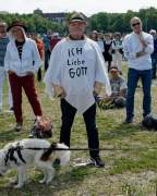 d200516-151132-490-100-corona_demo