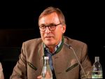 Spielzeitpräsentation 2024/25 im Deutschen Theater Spielzeitpräsentation 2024/25 im Deutschen Theater