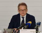 d180117-101516-700-100-digitale_datenuebertragung_von_unfallstelle d180117-101516-700-100-digitale_datenuebertragung_von_unfallstelle