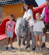 d180916-140130-180-100-equilaland-eroeffnung