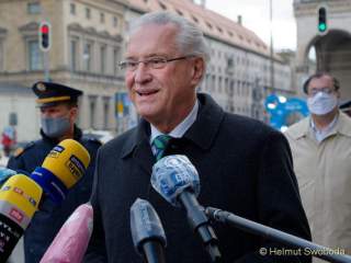Erste bundesweite Kontrollaktion zur Einhaltung der Maskenpflicht