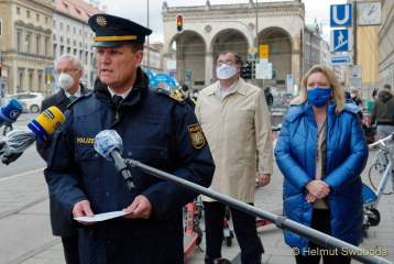 Erste bundesweite Kontrollaktion zur Einhaltung der Maskenpflicht