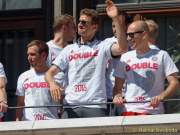 d160522-15315100-100-fcb-double-feier