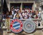 d160522-15324340-100-fcb-double-feier
