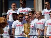 d160522-15335440-100-fcb-double-feier