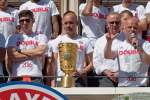 d160522-15395170-100-fcb-double-feier