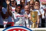 d160522-15414960-100-fcb-double-feier