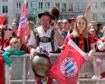 d190526-121832-700-100-fcb-double-feier