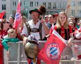 d190526-121832-700-100-fcb-double-feier