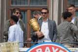 d190526-145534-480-100-fcb-double-feier