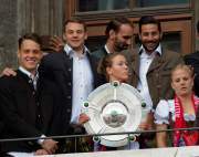 d150524-15261760-100-fcb-meisterschaftsfeier