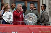 d160515-14491850-100-fcb-meisterschaftsfeier