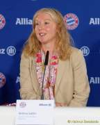 d150817-10180260-100-fcb-allianz_junior_football_camps-pk