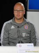 d150817-10334240-100-fcb-allianz_junior_football_camps-pk