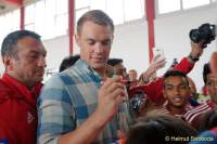d150817-10571150-100-fcb-allianz_junior_football_camps-pk