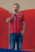 d180512-193535-340-100-fcb-paulaner-fanfest