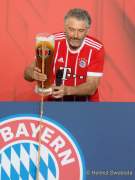 d180512-201308-040-100-fcb-paulaner-fanfest