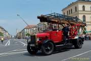 d160529-12233380-100-firetageparade