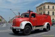 d160529-13084620-100-firetageparade