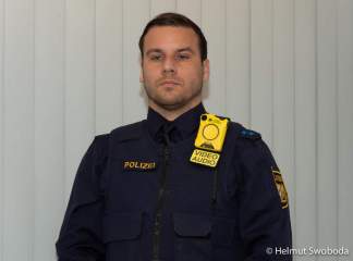 body-cams-fuer-mehr-schutz-der-polizisten-16-von-20
