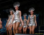 Fun Unlimited 2026 - Showtanzgruppe auf Bühne am Marienplatz