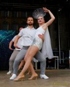 Fun Unlimited 2026 - Showtanzgruppe auf Bühne am Marienplatz